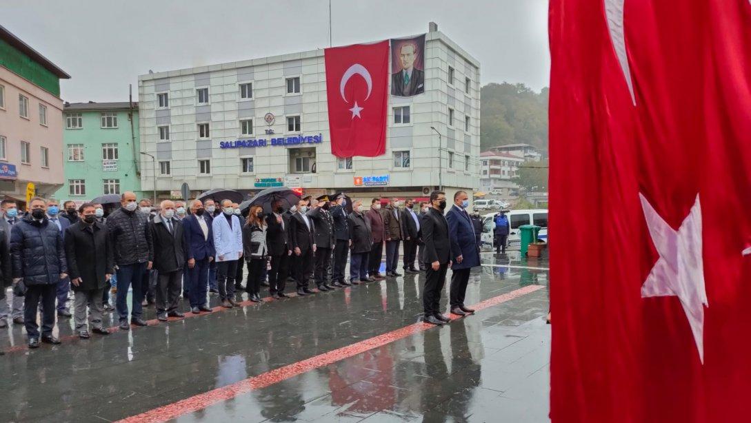 10 Kasım Atatürk'ü Anma Törenleri Yapıldı.