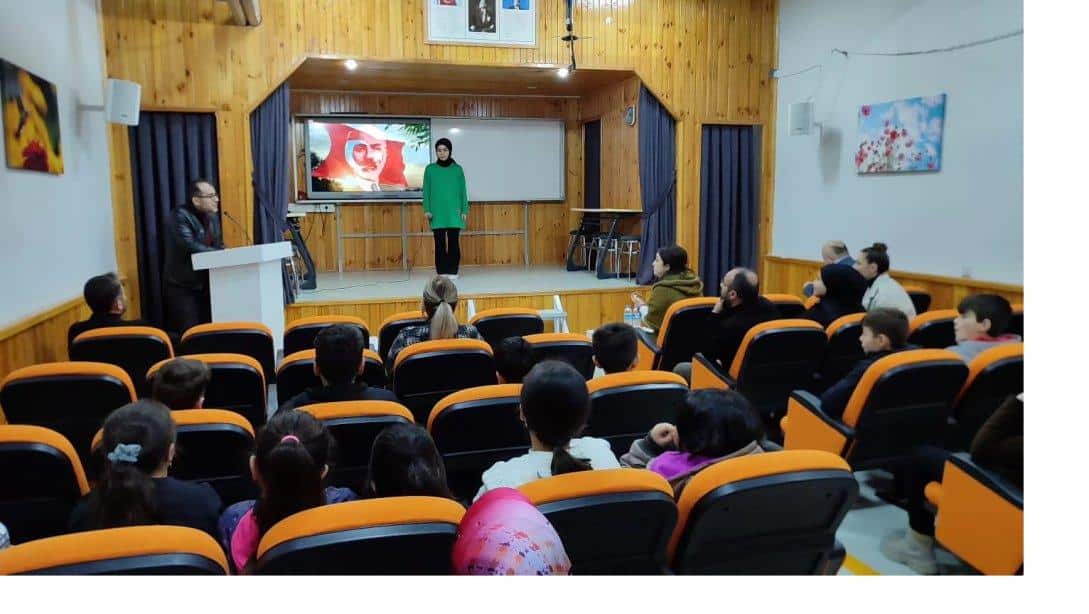 Bereket Yatılı Bölge Ortaokulumuzda Okullararası İstiklal Marşı'mızı Güzel Okuma Yarışması Gerçekleştirildi.