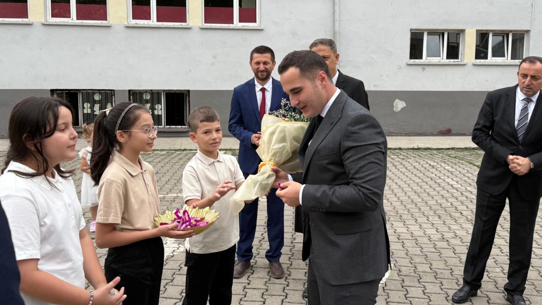 İlk Ders Zili Çaldı.